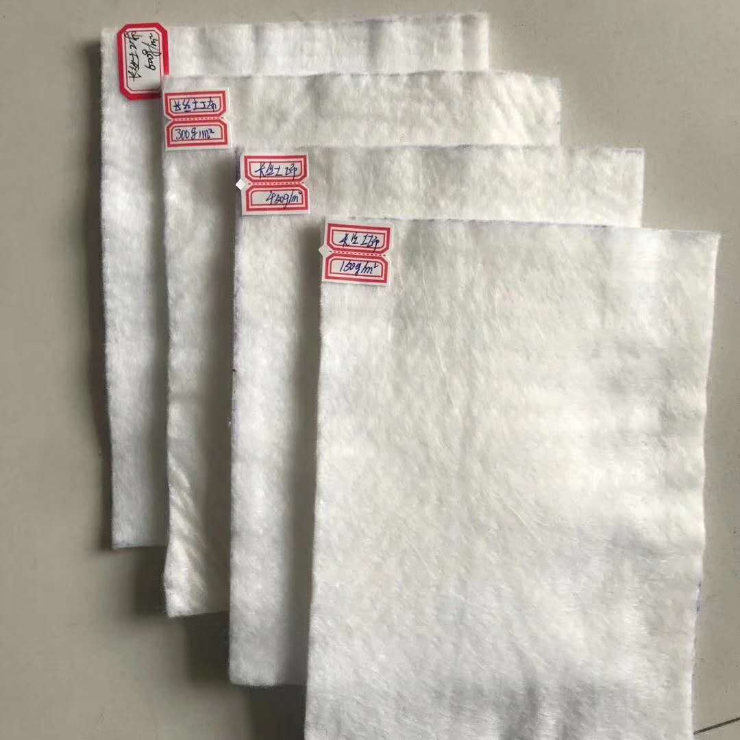 100g綠色蓋網土工布表